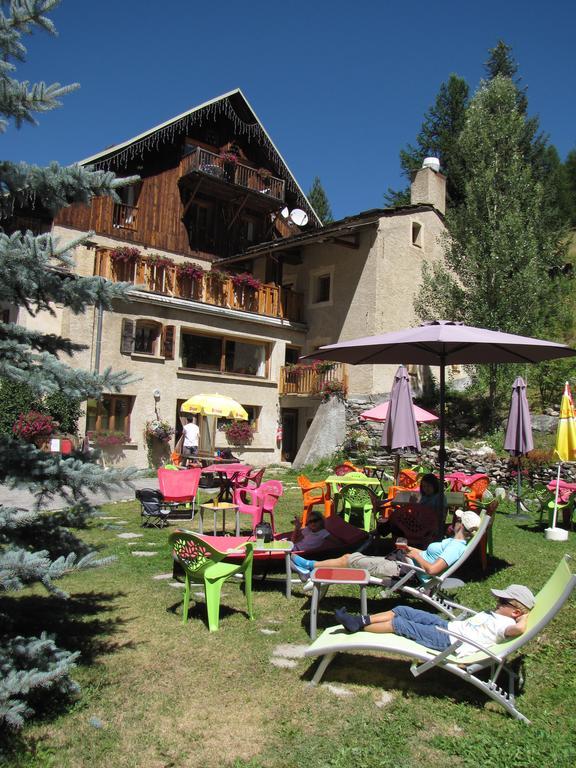La Baita Du Loup Saint-Vérand Exteriör bild